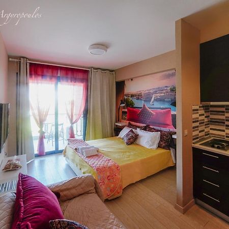 Aslanis Luxury Suites -Theme Studio Anatoli Thessaloniki Buitenkant foto